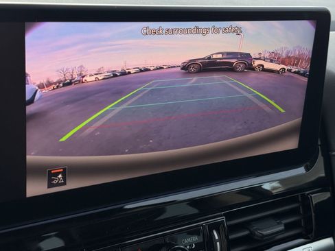 New 2026 Nissan Pathfinder SV image 16