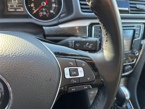 Used 2018 Volkswagen Passat 2.0T SE image 24