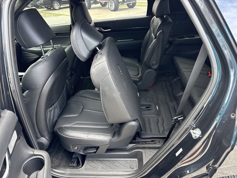 Used 2023 Hyundai Palisade Calligraphy image 11