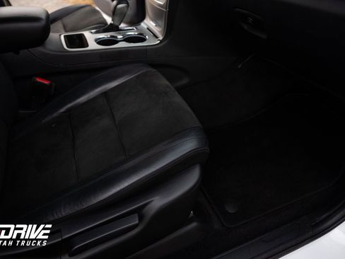 Used 2018 Jeep Grand Cherokee Altitude image 11