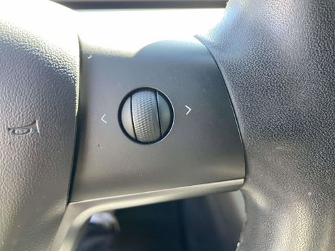 Used 2020 Tesla Model 3 Long Range image 29