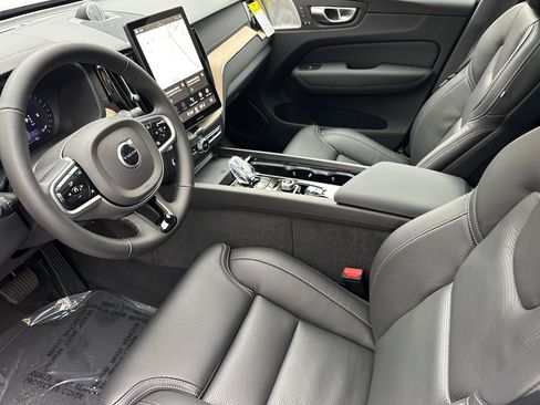 New 2026 Volvo XC60 B5 Ultra AWD/4WD image 7