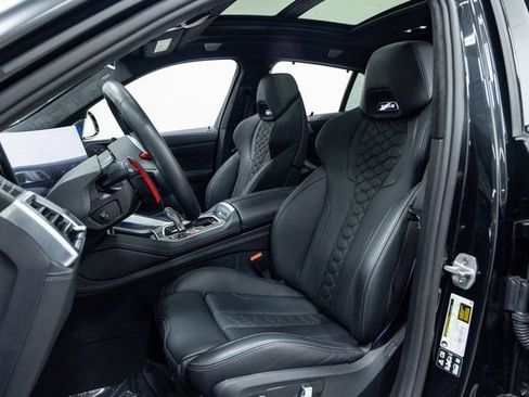 Used 2025 BMW X6 M Competition w/ Executive Package image 22