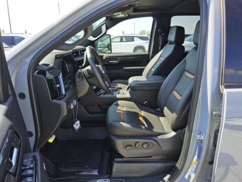 Used 2024 GMC Sierra 2500 AT4 w/ AT4 Premium Plus Package image 5
