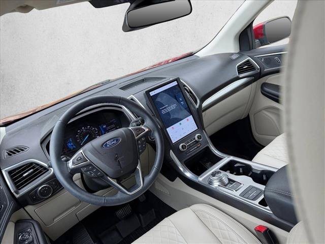 Used 2023 Ford Edge Titanium AWD/4WD image 10
