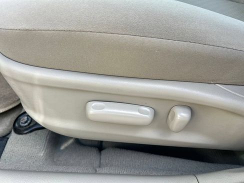 Used 2009 Toyota Camry LE FWD image 21