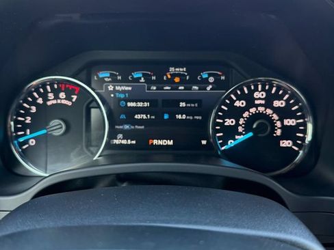 Used 2018 Ford F150 Platinum w/ Equipment Group 701A Luxury AWD/4WD image 20