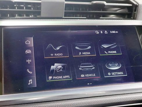 Used 2022 Audi Q3 2.0T Premium Plus w/ Premium Plus Package image 46