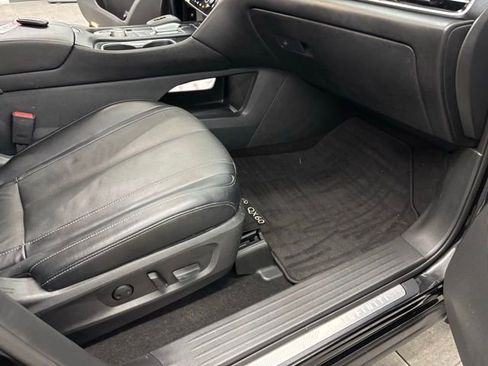 Used 2023 INFINITI QX60 Luxe image 37