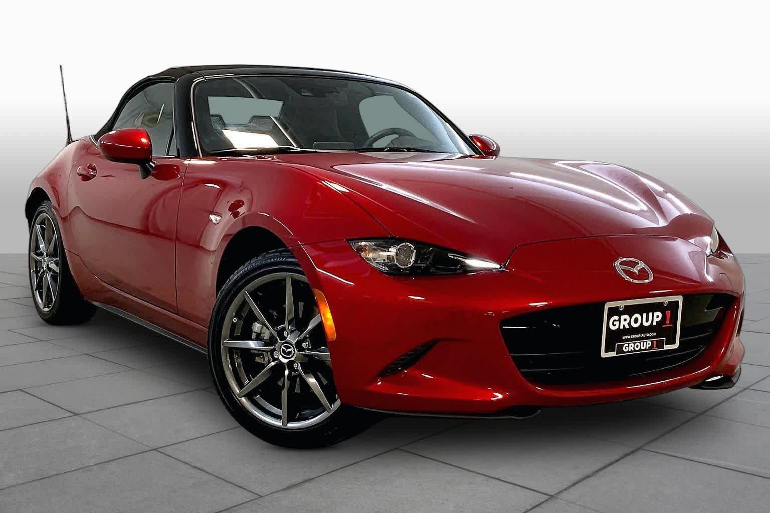 Used 2016 MAZDA MX-5 Miata Grand Touring RWD image 2