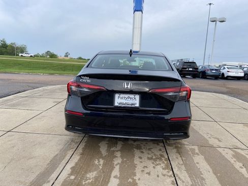 Used 2025 Honda Civic LX image 10