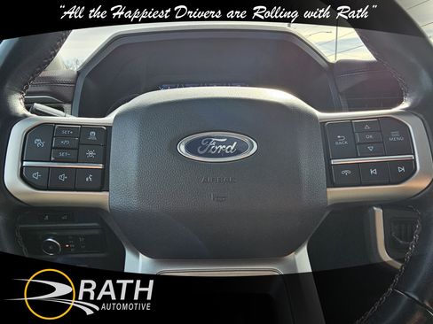 Used 2024 Ford Expedition Max Limited image 14