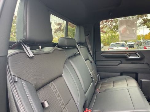 Certified 2024 Chevrolet Silverado 2500 High Country w/ Technology Package image 36