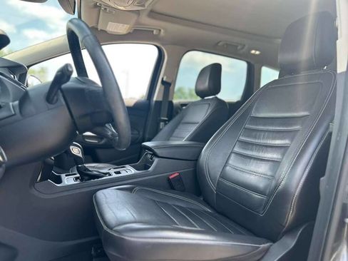 Used 2019 Ford Escape Titanium AWD/4WD image 11
