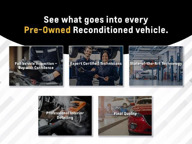 Used 2024 Chrysler Pacifica Touring-L FWD image 18