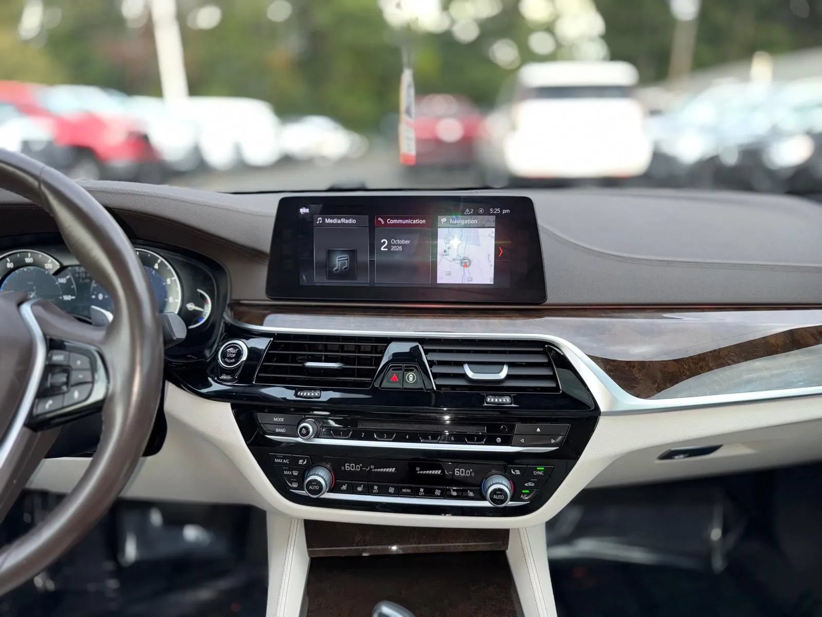 Used 2017 BMW 540i RWD image 23