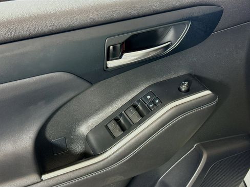 Certified 2022 Toyota Highlander XLE image 20