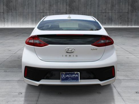 Used 2017 Hyundai Ioniq Limited w/ Ultimate Package 03 FWD image 4