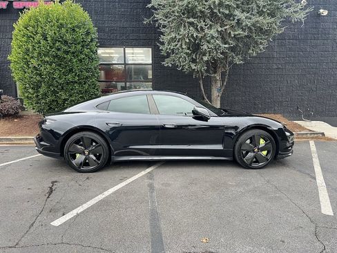 Used 2020 Porsche Taycan Turbo image 16