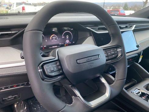 New 2026 Jeep Cherokee Laredo AWD/4WD image 22