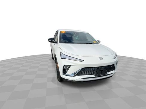 Certified 2024 Buick Envista Sport Touring w/ Convenience I Package image 3