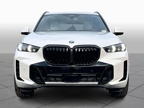 New 2026 BMW X5 sDrive40i w/ M Sport Package image 3