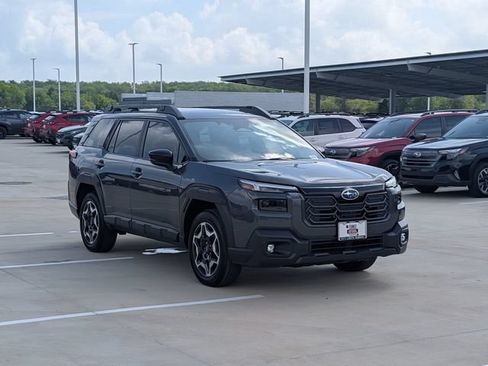 Certified 2026 Subaru Outback Touring AWD/4WD image 6