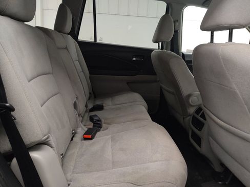 Used 2019 Honda Pilot EX image 19