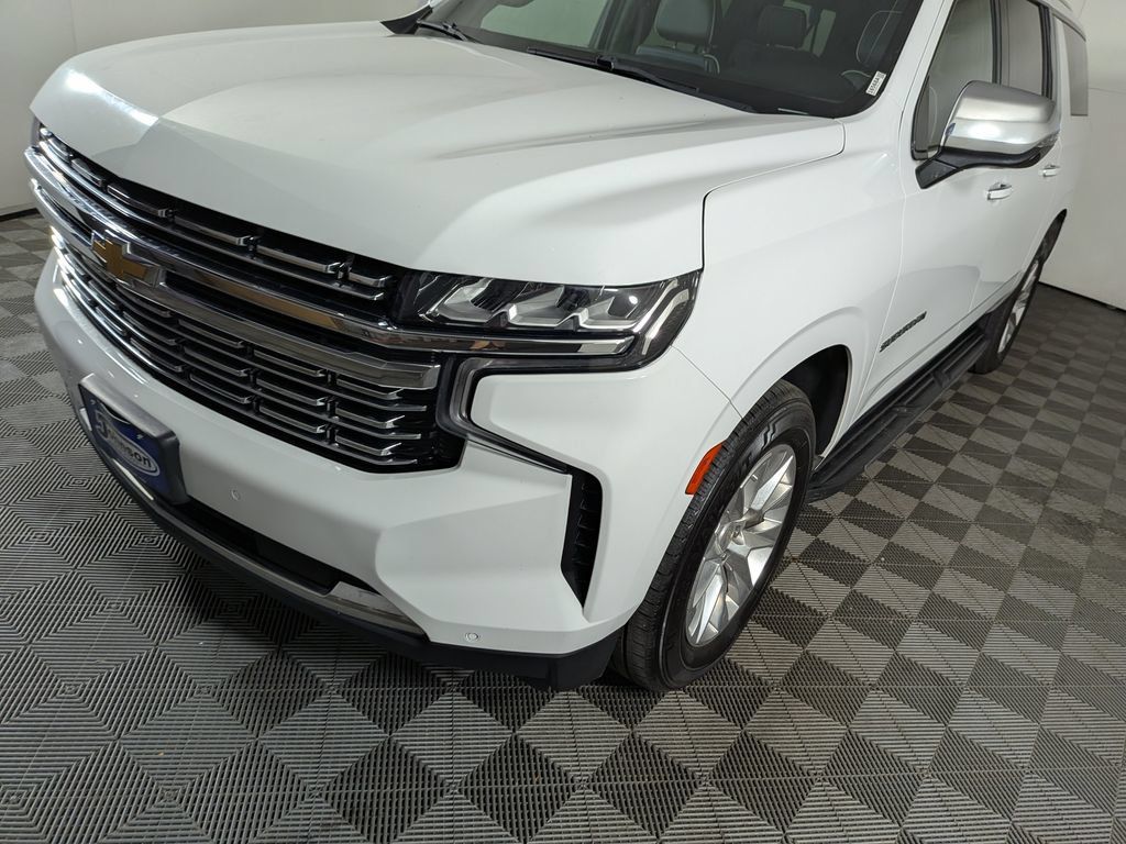Used 2023 Chevrolet Suburban Premier AWD/4WD image 11