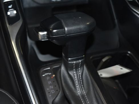 Used 2024 Kia Sorento S FWD image 18