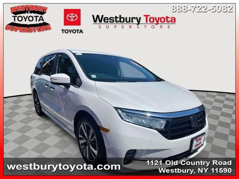 Used 2023 Honda Odyssey Touring image 1