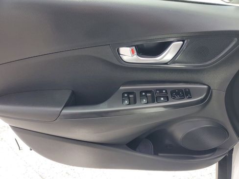 Used 2023 Hyundai Kona SEL w/ Convenience Package image 18