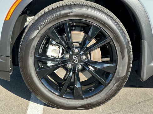 Certified 2025 INFINITI QX60 Luxe w/ Black Edition image 50