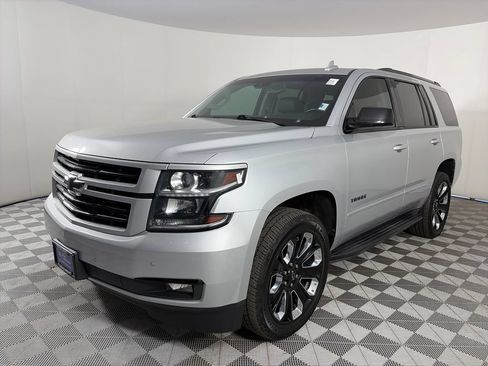 Used 2019 Chevrolet Tahoe Premier AWD/4WD image 3