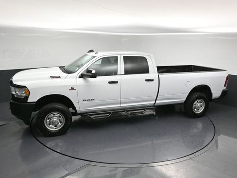 Used 2022 RAM 2500 Tradesman image 27