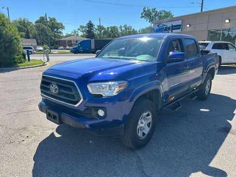 Used 2023 Toyota Tacoma SR5 RWD image 1