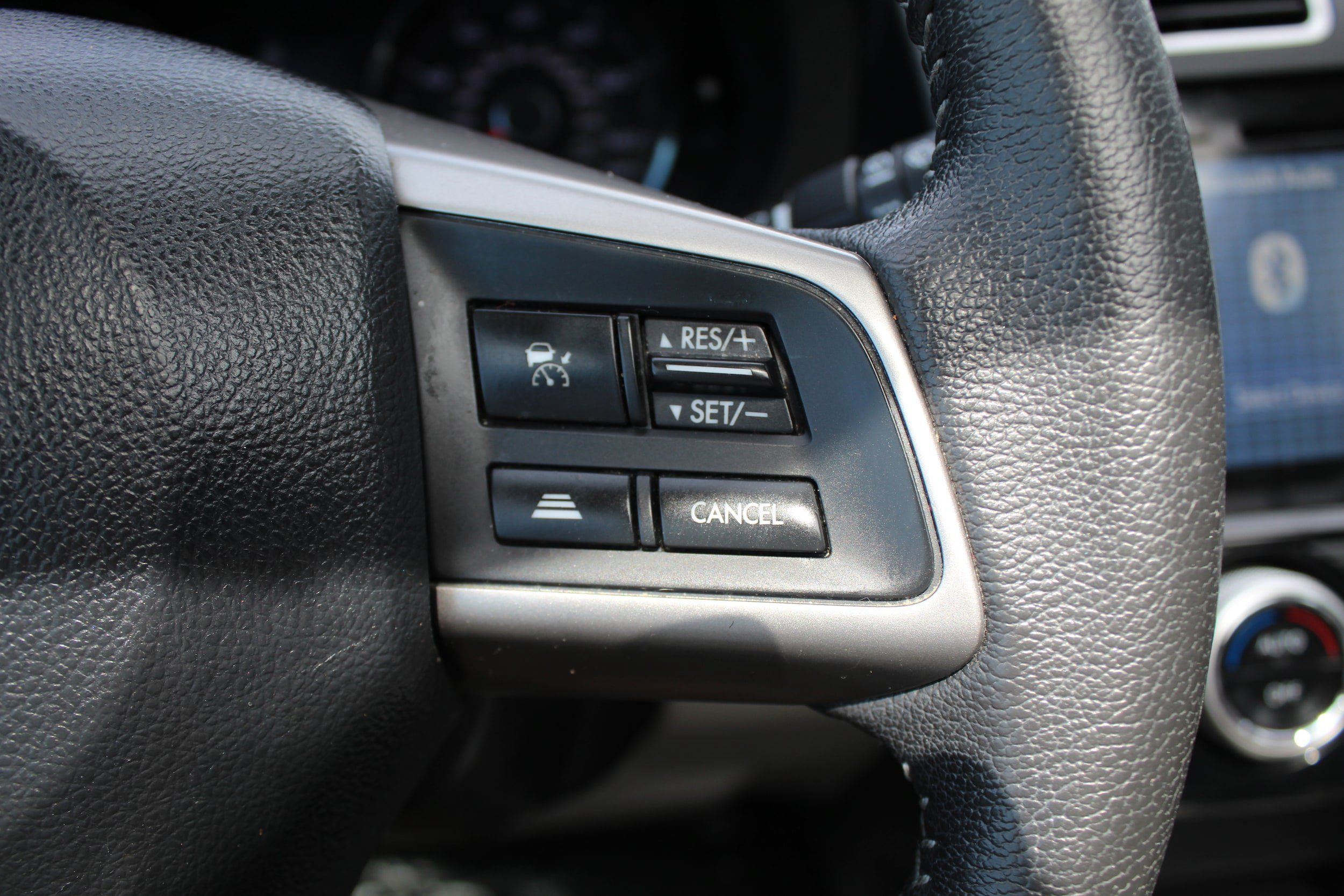 Used 2016 Subaru Forester 2.5i Touring w/ Eyesight & Navigation System AWD/4WD image 24