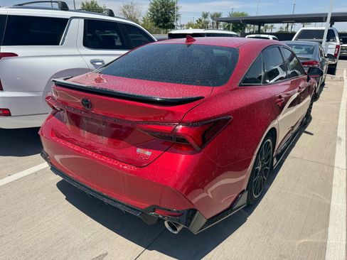 Used 2020 Toyota Avalon TRD FWD image 4