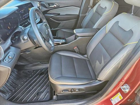 Used 2024 Chevrolet Trax ACTIV image 14