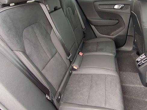 New 2026 Volvo XC40 B5 Ultra w/ Protection Package Premier image 20