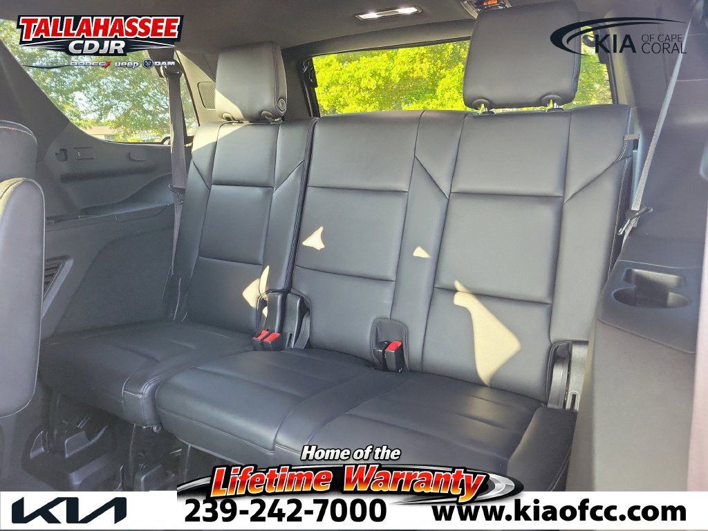 Used 2021 Cadillac Escalade Luxury RWD image 18