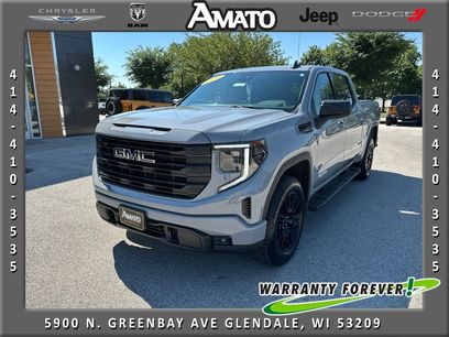 Used 2024 GMC Sierra 1500 Elevation w/ LPO, Elevation Black Package