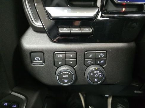 New 2026 Chevrolet Silverado 2500 LTZ w/ LTZ Premium Package image 19