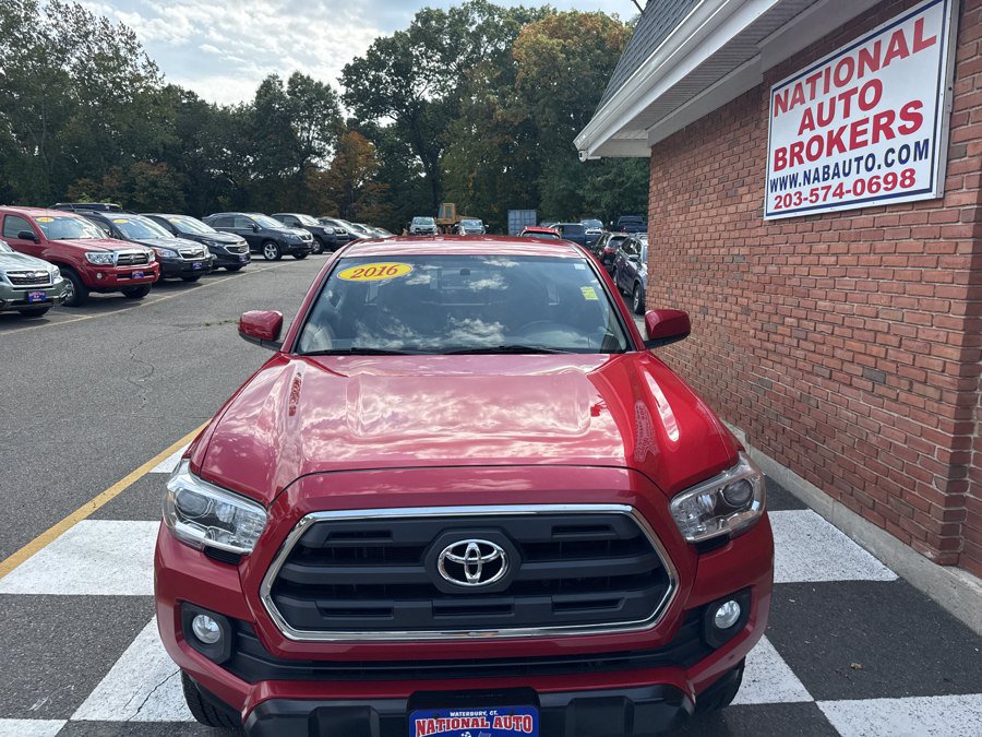 Used 2016 Toyota Tacoma SR5 w/ Towing Package AWD/4WD image 7