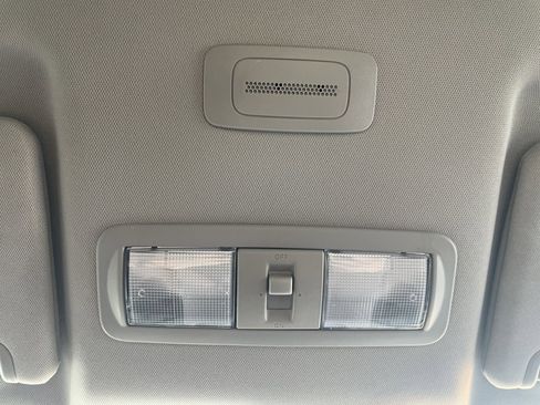 Used 2022 Nissan Frontier S w/ Technology Package image 50