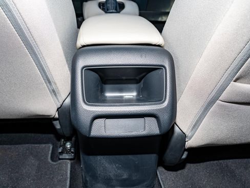 Certified 2023 Honda HR-V LX image 18