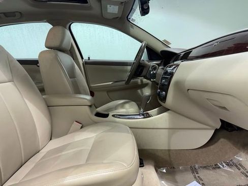 Used 2008 Chevrolet Impala LT w/ Luxury Edition Package image 23