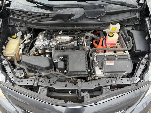 Used 2013 Toyota Prius V Five image 30