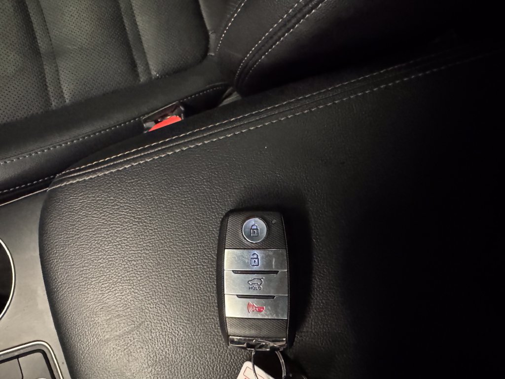 Used 2019 Kia Sorento SX AWD/4WD image 17