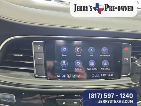Used 2020 Buick Enclave Essence w/ Sound and Sites Package AWD/4WD image 11